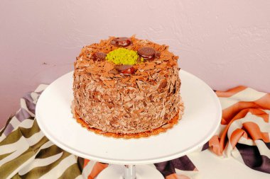 Masada lezzetli bir pasta var.