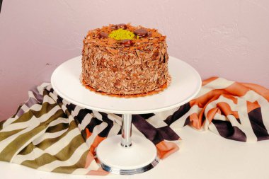 Masada lezzetli bir pasta var.