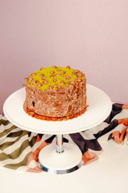 Masada lezzetli bir pasta var.