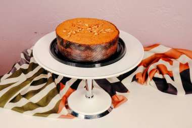 Masada lezzetli bir pasta var.