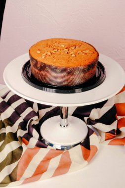 Masada lezzetli bir pasta var.