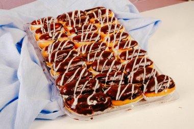 Masada lezzetli bir pasta var.