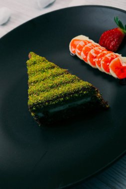 Masada lezzetli bir pasta var.