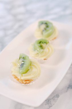 Masada lezzetli bir pasta var.