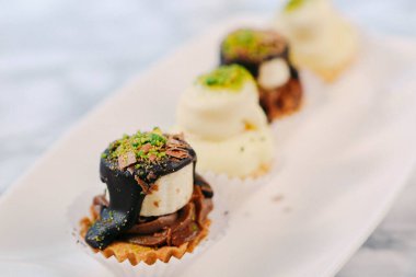 Masada lezzetli bir pasta var.