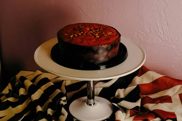 Tafel Mit Leckerem Kuchen Auf Dem Tisch — Stockfoto