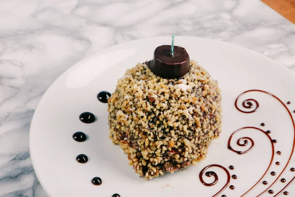 Masada lezzetli bir pasta var.