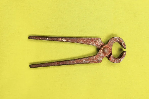 Oud Goed Gebruikt Paar Roestige Nippers — Stockfoto