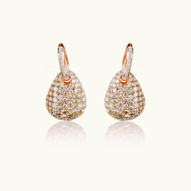 Elmas Mücevherler ve Moda Mücevherleri