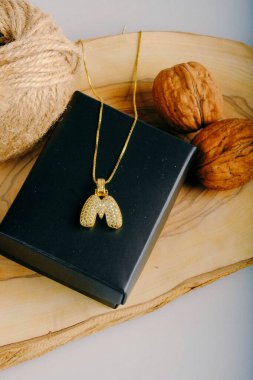 Mücevher ve Moda Mücevherleri