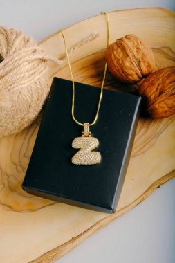 Mücevher ve Moda Mücevherleri