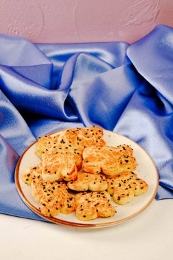 Koyu çikolata parçaları ile tanımlama