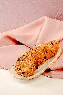 Koyu çikolata parçaları ile tanımlama