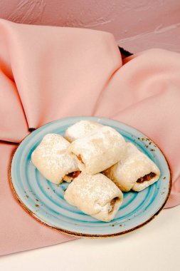 Koyu çikolata parçaları ile tanımlama