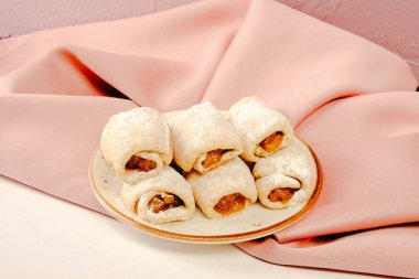 Koyu çikolata parçaları ile tanımlama