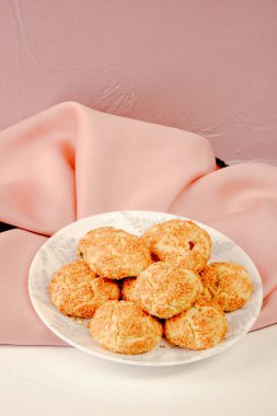 Koyu çikolata parçaları ile tanımlama