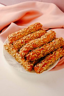 Koyu çikolata parçaları ile tanımlama