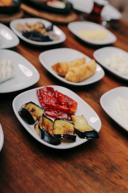 zengin ve leziz Türk Kahvaltı