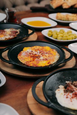 zengin ve leziz Türk Kahvaltı