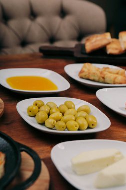 zengin ve leziz Türk Kahvaltı