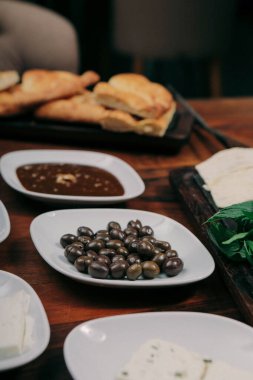 zengin ve leziz Türk Kahvaltı