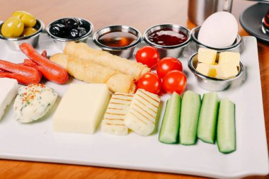 zengin ve leziz Türk Kahvaltı