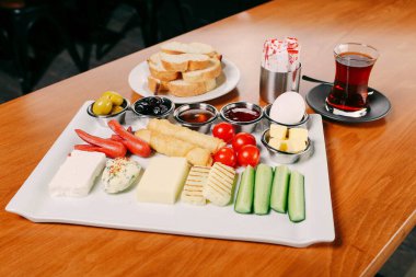 zengin ve leziz Türk Kahvaltı