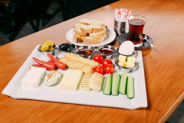 zengin ve leziz Türk Kahvaltı