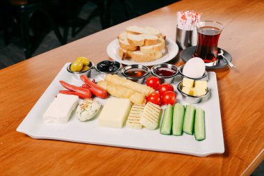 zengin ve leziz Türk Kahvaltı