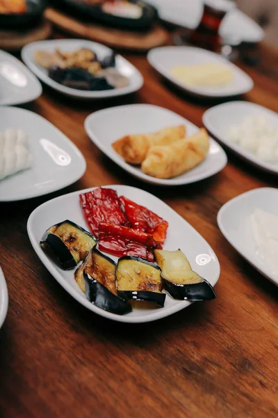 zengin ve leziz Türk Kahvaltı