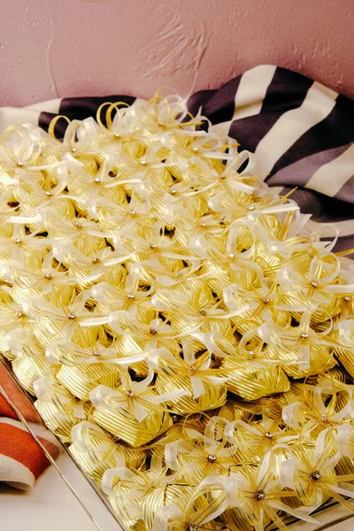 bir sürü değişik çikolatalı pralin