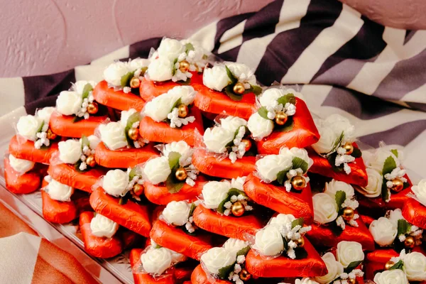 bir sürü değişik çikolatalı pralin