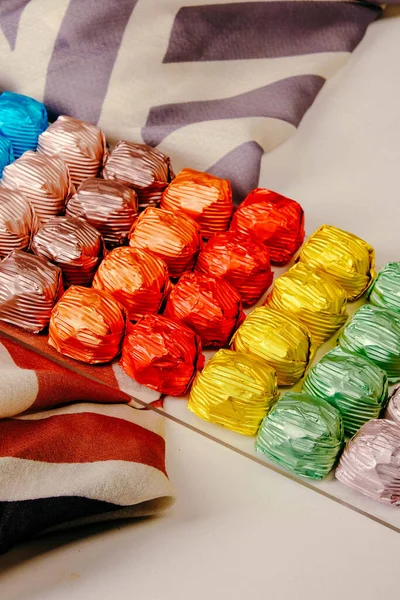 bir sürü değişik çikolatalı pralin