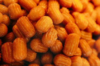 Geleneksel hindistancevizli tatlı baklavası. Ev yapımı fındıklı ve ballı baklava..