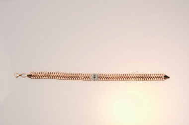 Elmas Mücevherler ve Moda Mücevherleri