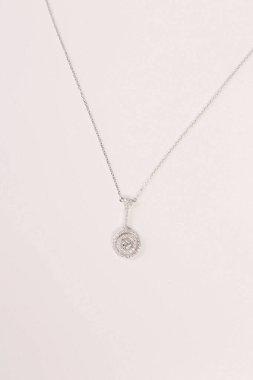 Elmas Mücevherler ve Moda Mücevherleri