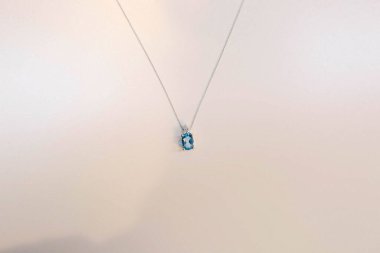 Elmas Mücevherler ve Moda Mücevherleri