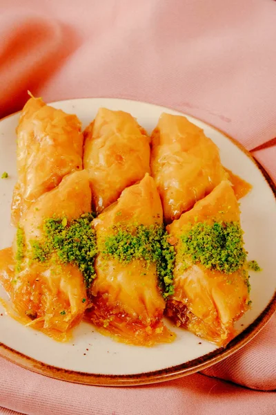 Traditionell Turkisk Dessert Baklava Med Cashew Valnötter Hemgjord Baklava Med — Stockfoto