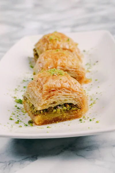 Traditionelle Türkische Nachspeise Baklava Mit Cashew Walnüssen Hausgemachte Baklava Mit — Stockfoto