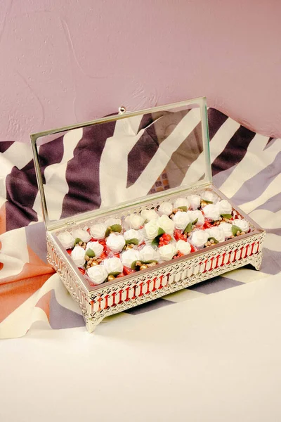 bir sürü değişik çikolatalı pralin