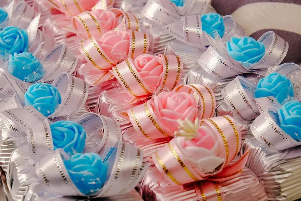 bir sürü değişik çikolatalı pralin