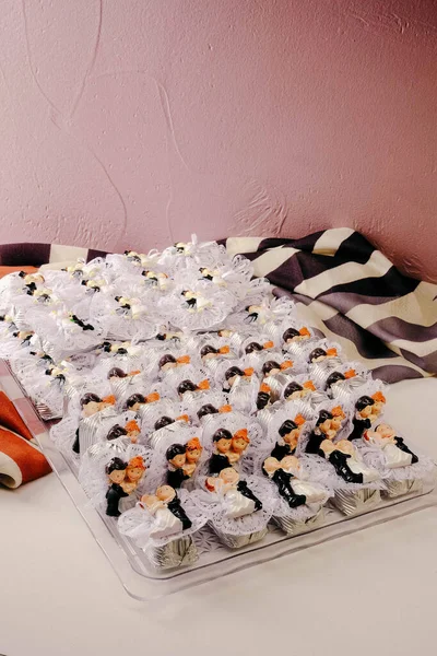 bir sürü değişik çikolatalı pralin