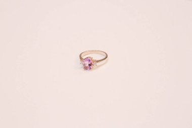 Elmas Mücevherler ve Moda Mücevherleri