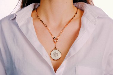 Elmas Mücevherler ve Moda Mücevherleri