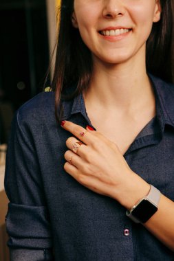 Elmas Mücevherler ve Moda Mücevherleri