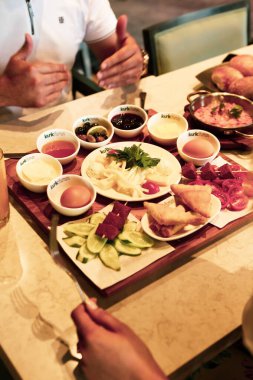 zengin ve leziz Türk Kahvaltı