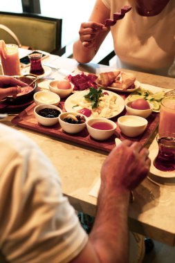 zengin ve leziz Türk Kahvaltı