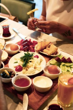 zengin ve leziz Türk Kahvaltı