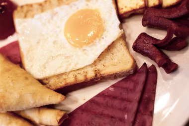 zengin ve leziz Türk Kahvaltı