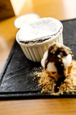 dondurma çikolatalı sufle